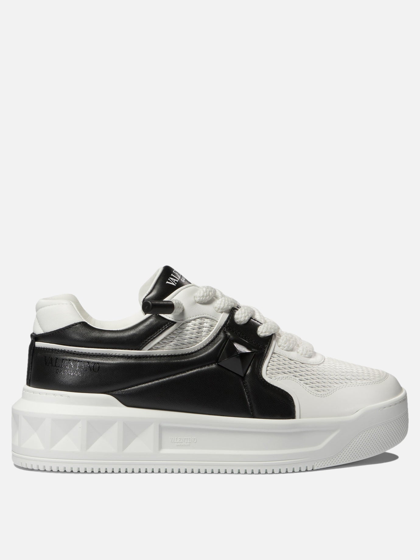 Valentino Garavani "ONE STUD XL" sneakers 19568406_40 Black 1