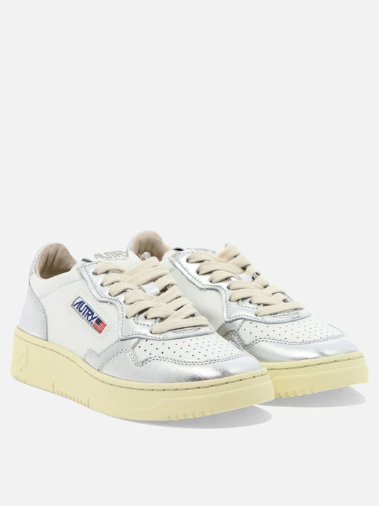 Low top sneakers 100% cow leather - 100% rubber  Silver - Autry Women | PLP | VIETTI Online Store | 2
