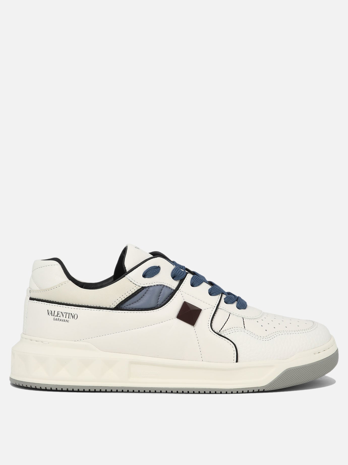 Low top sneakers 100% leather - 100% rubber  White - Valentino Garavani Men | PDP | VIETTI Online Store | Zoom-Modal
