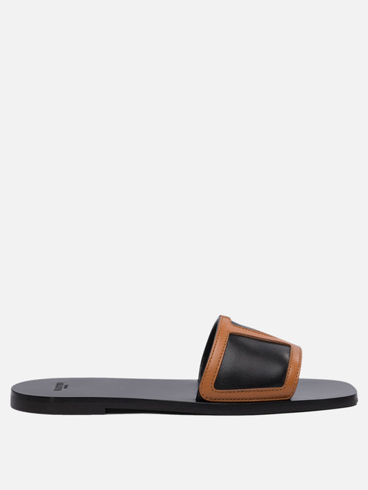 Flat sandals 100% leather - 100% leather  Black - Valentino Garavani Women | PLP | VIETTI Online Store 
