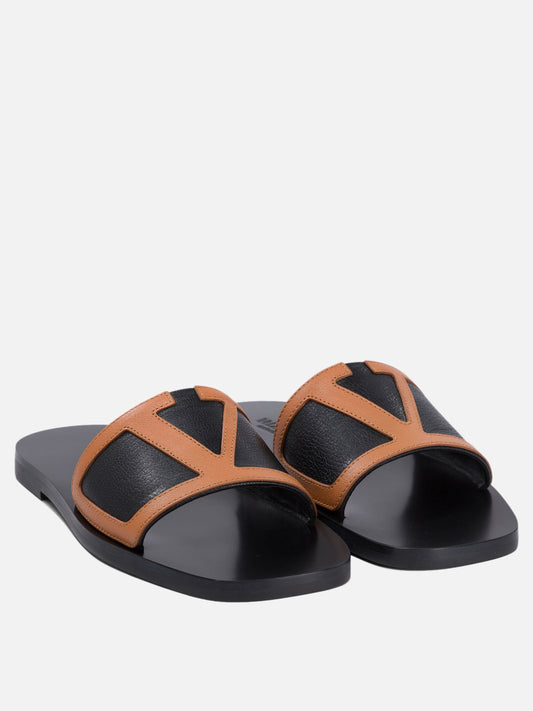 Flat sandals 100% leather - 100% leather  Black - Valentino Garavani Women | PLP | VIETTI Online Store | 2
