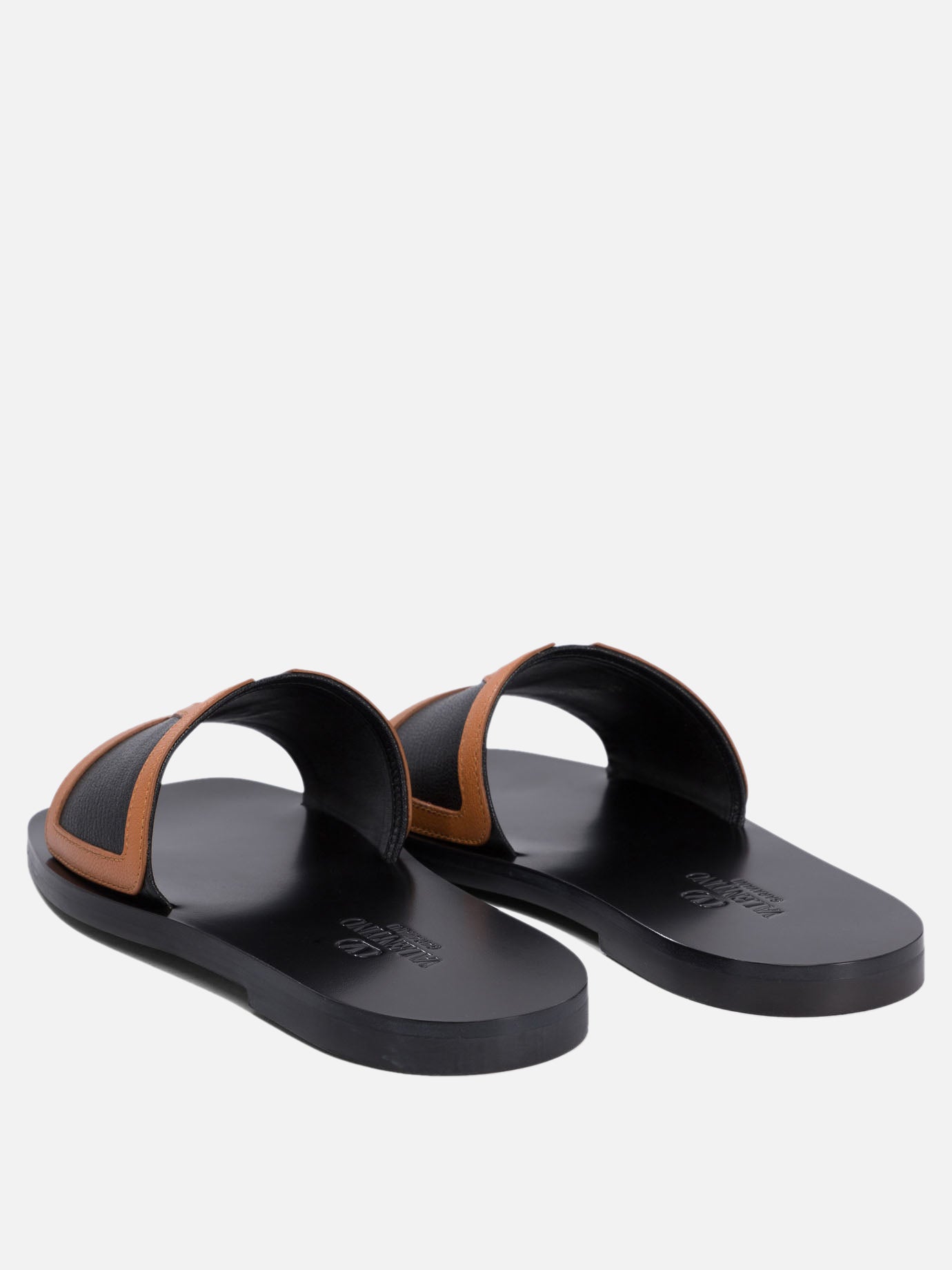 Flat sandals 100% leather - 100% leather  Black - Valentino Garavani Women | PDP | VIETTI Online Store | Zoom-Modal_4
