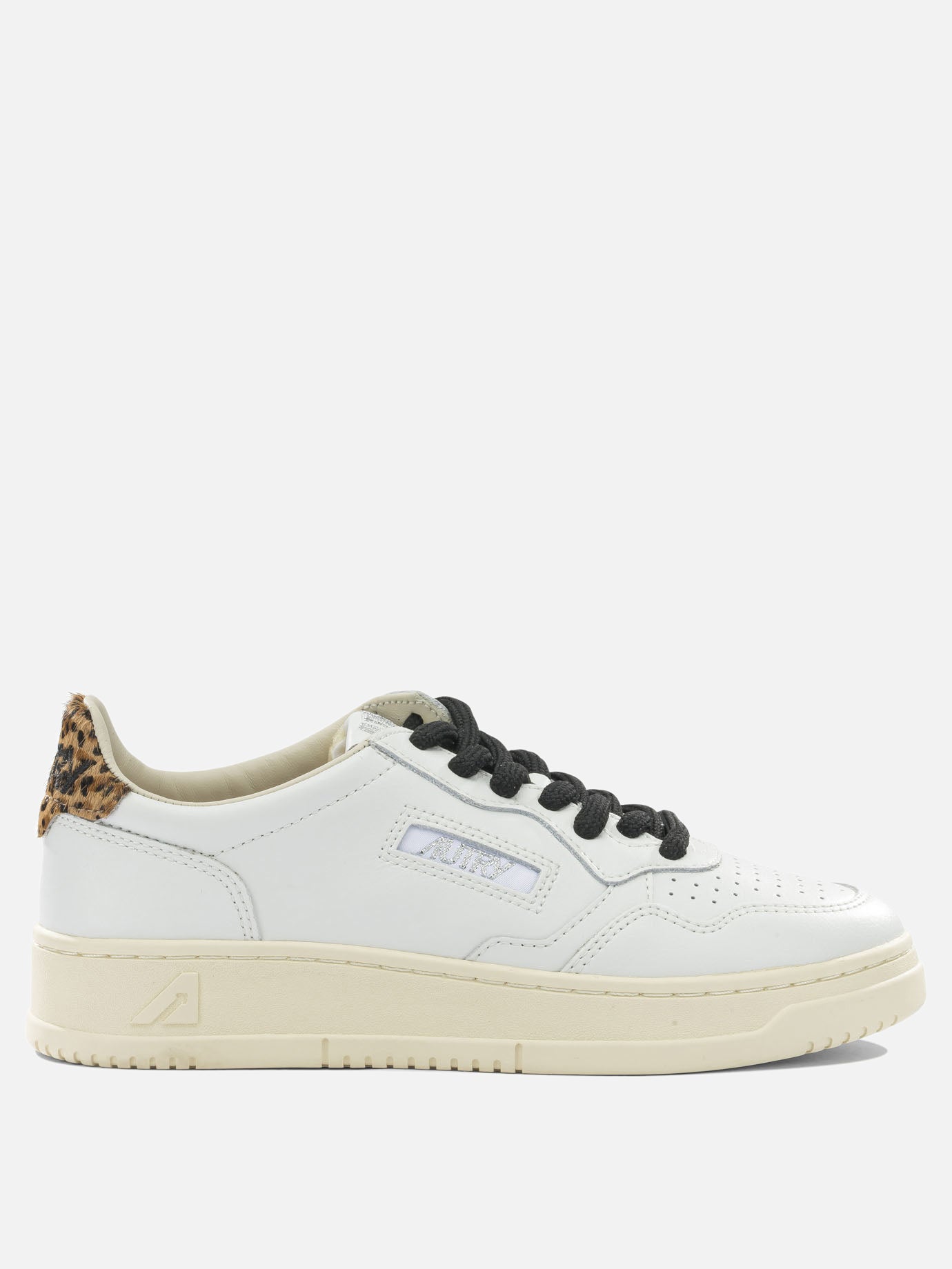 Low top sneakers 100% leather - 100% rubber  White - Autry Women | PDP | VIETTI Online Store | thumbnail