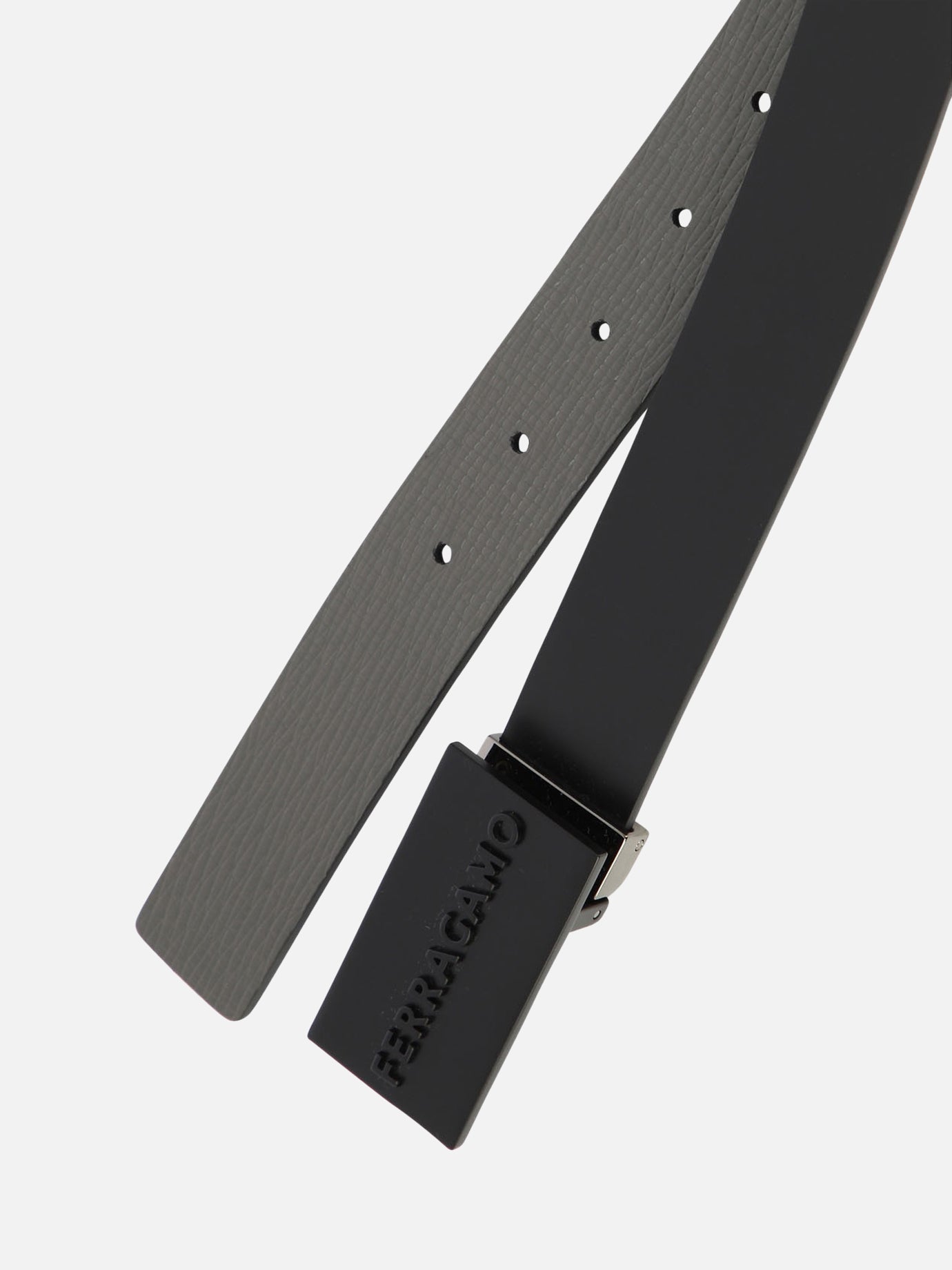 Adjustable and reversible belt