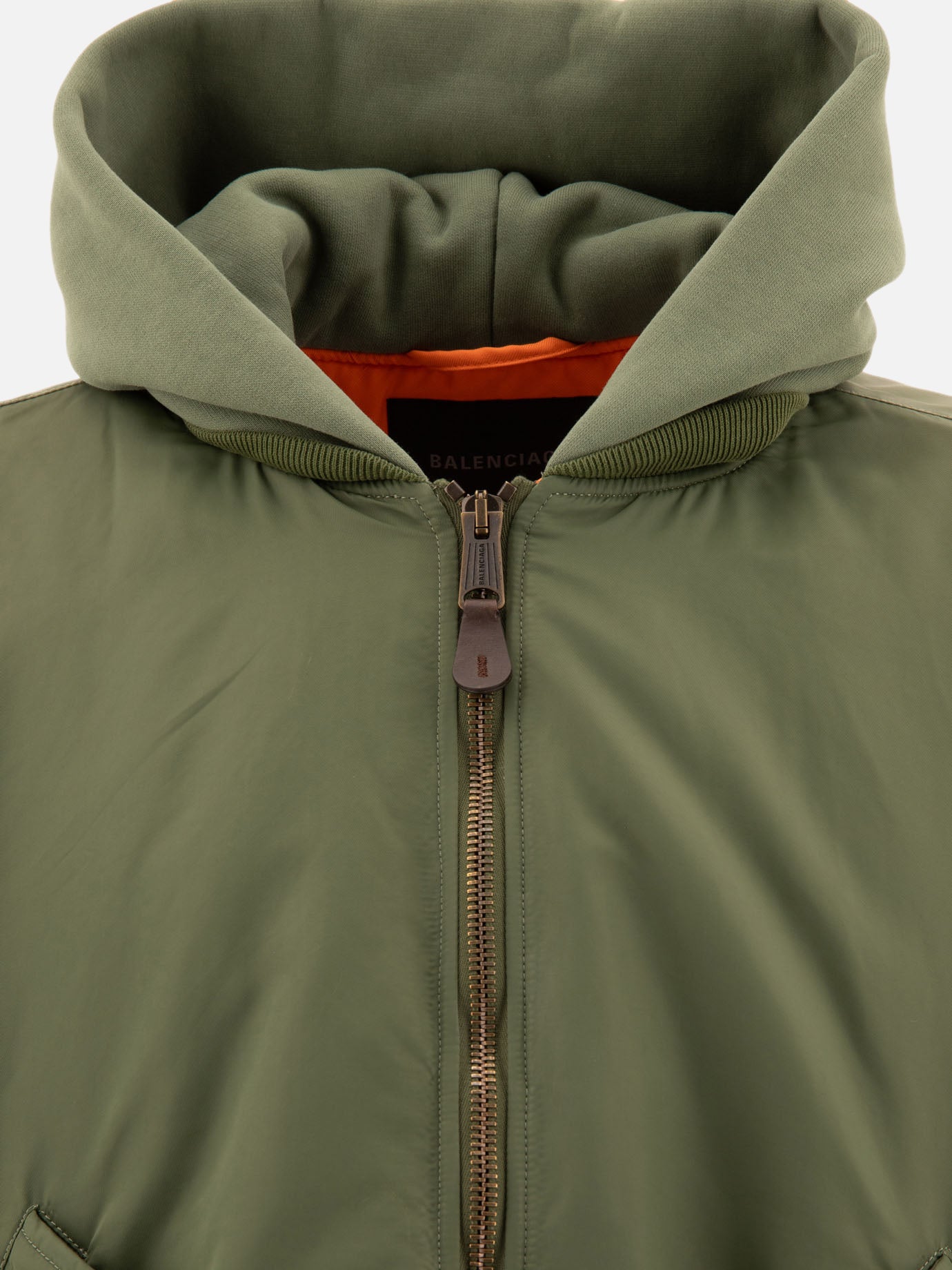 Bomber jacket with contrasting interior