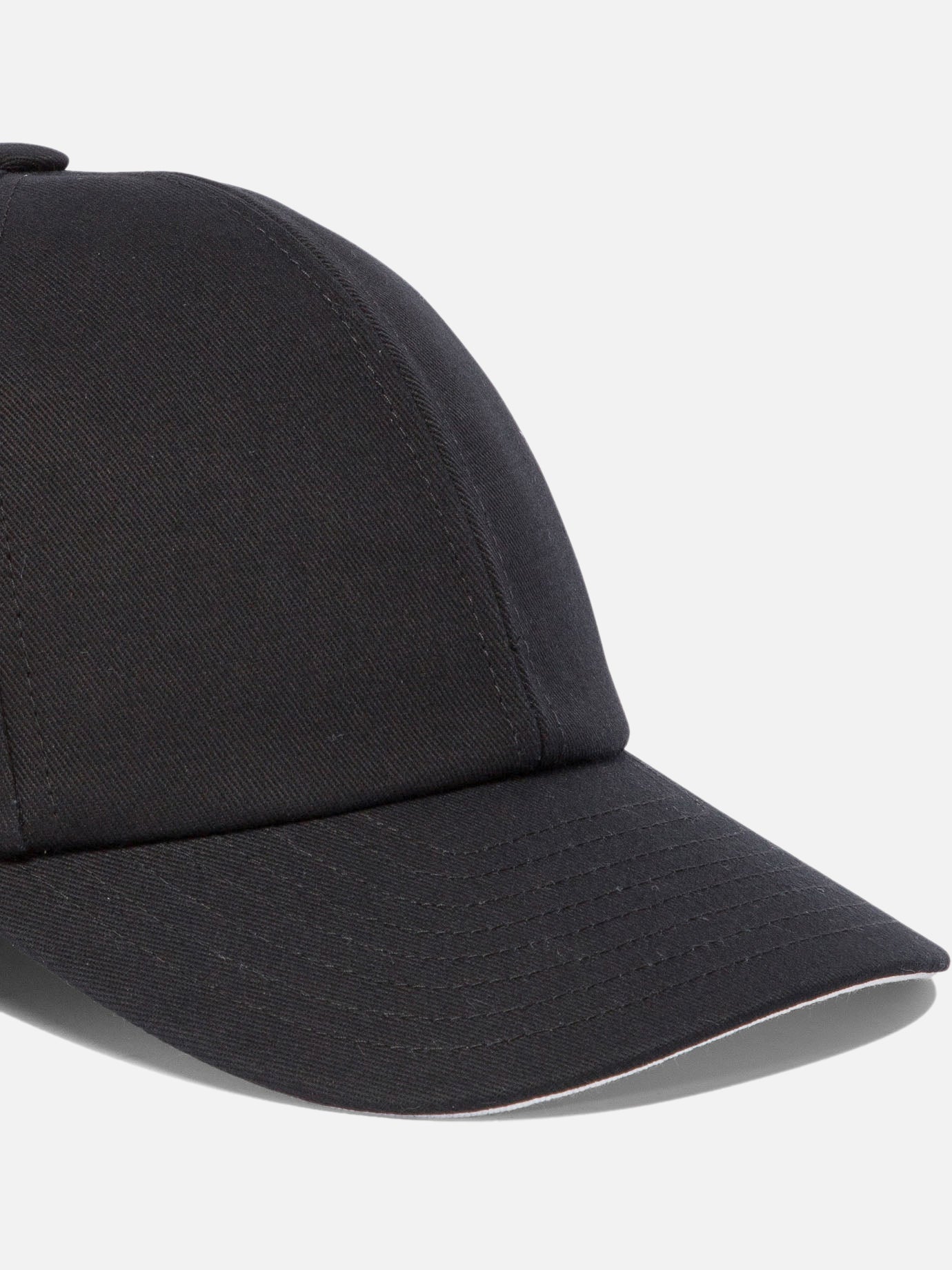 "Signature AC" cap