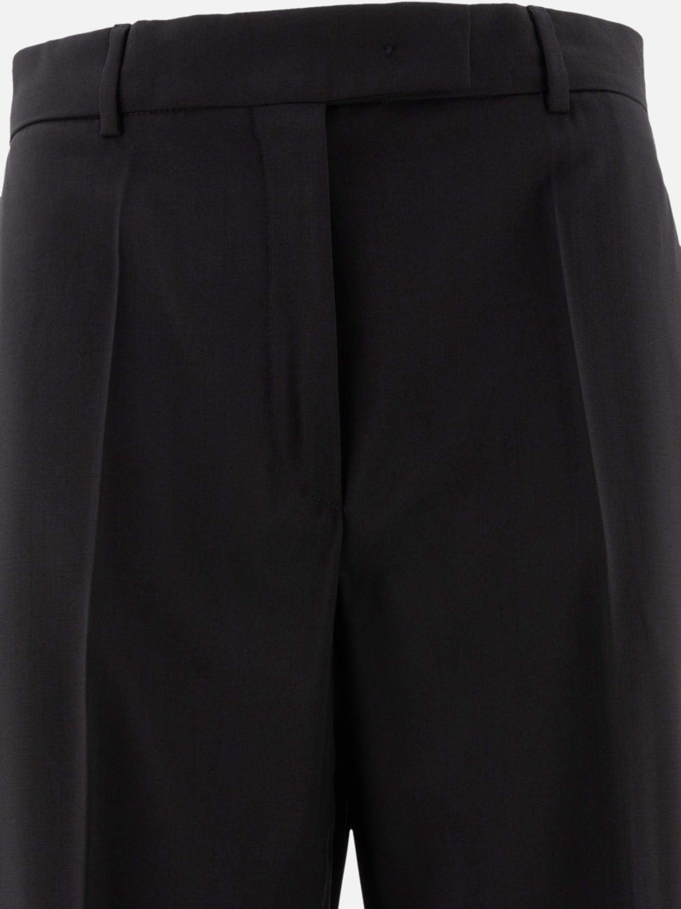 Oversize trousers in stretch wool