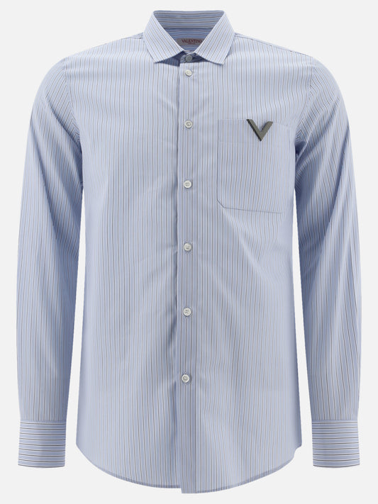 Shirt with metallic V Detail