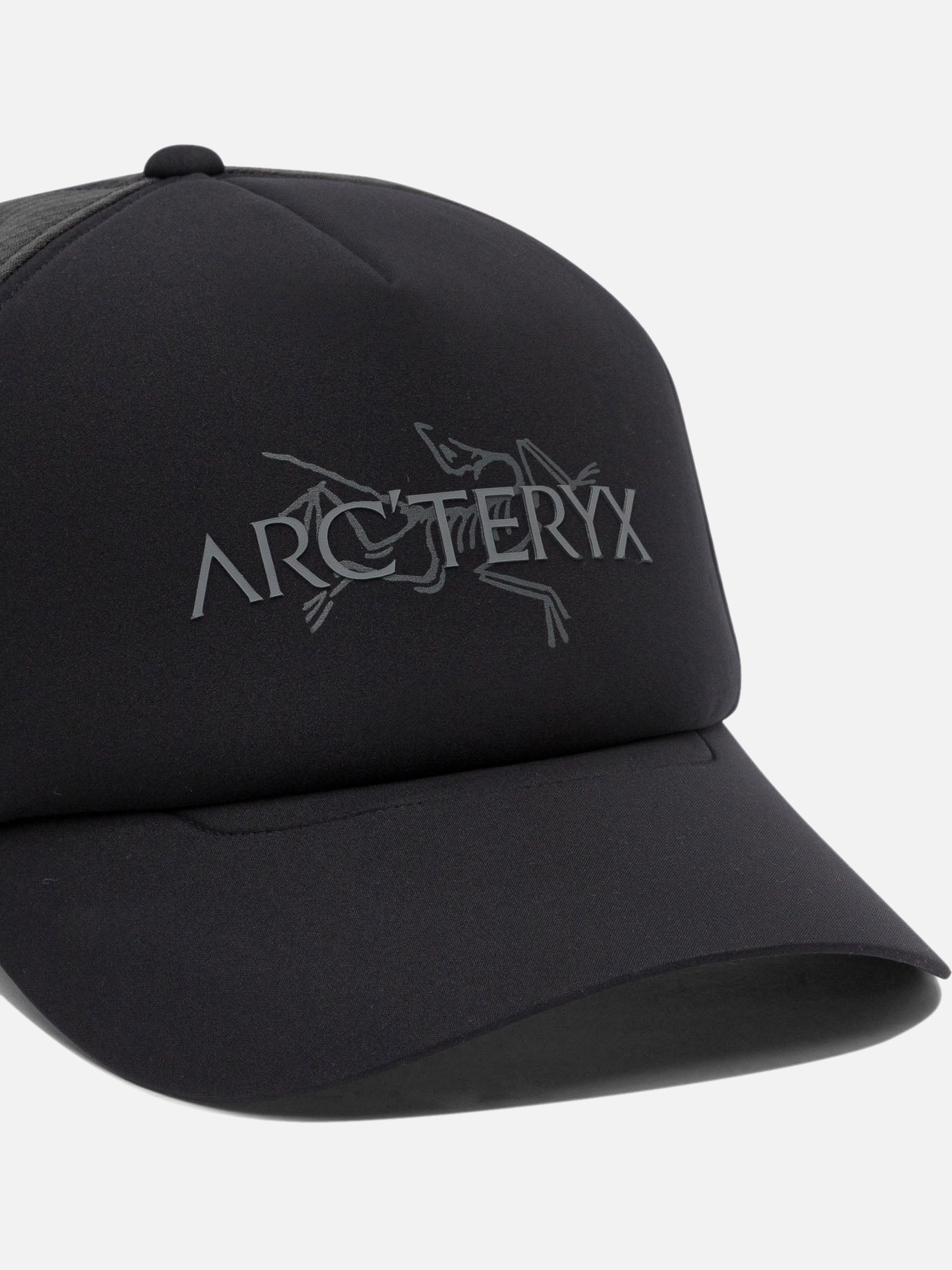 Trucker caps 100% polyester  Black - Arc'teryx Men | PDP | VIETTI Online Store | Zoom-Modal_4
