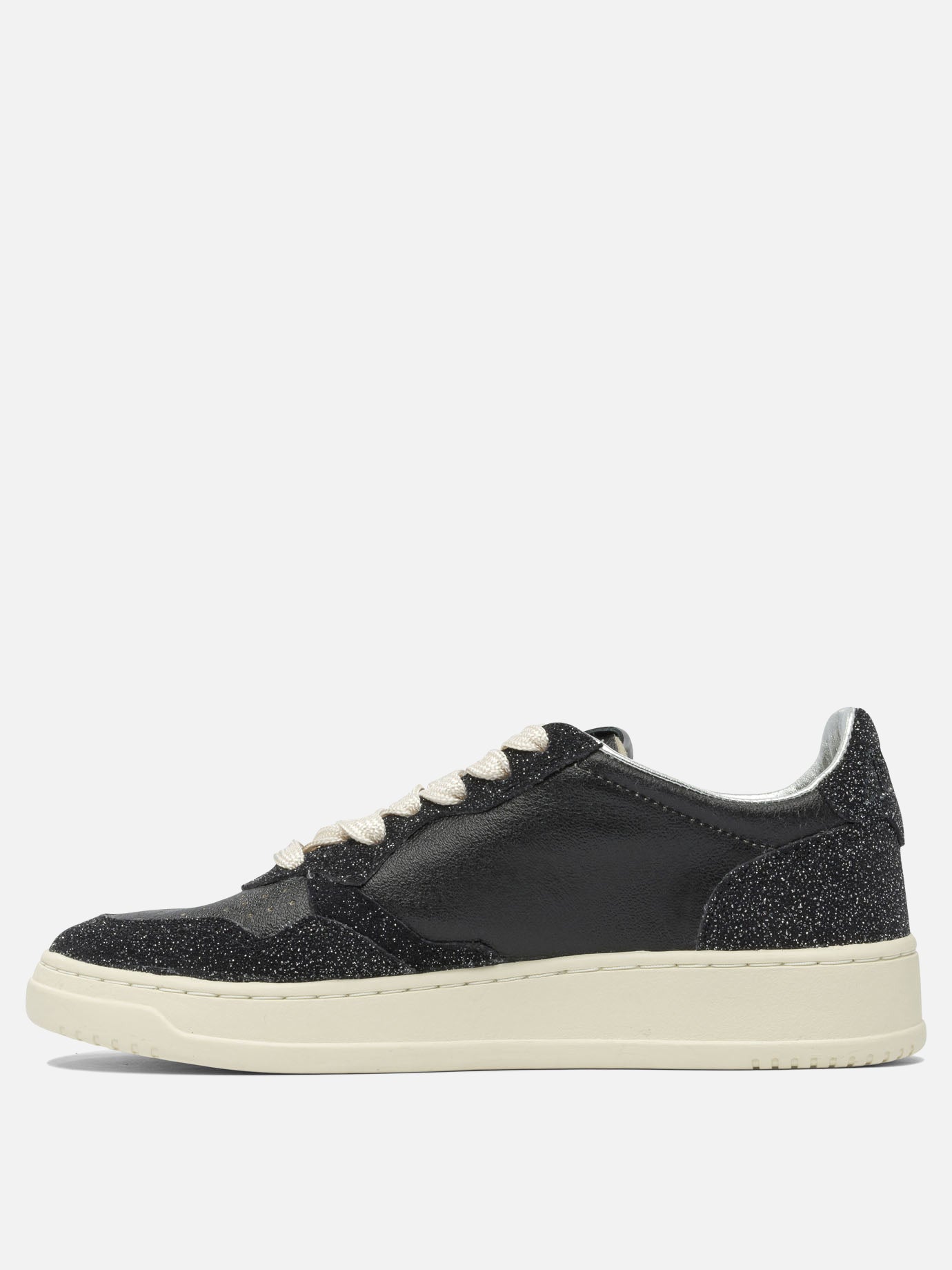 Low top sneakers 100% cow leather - 100% rubber  Black - Autry Women | PDP | VIETTI Online Store | thumbnail_3