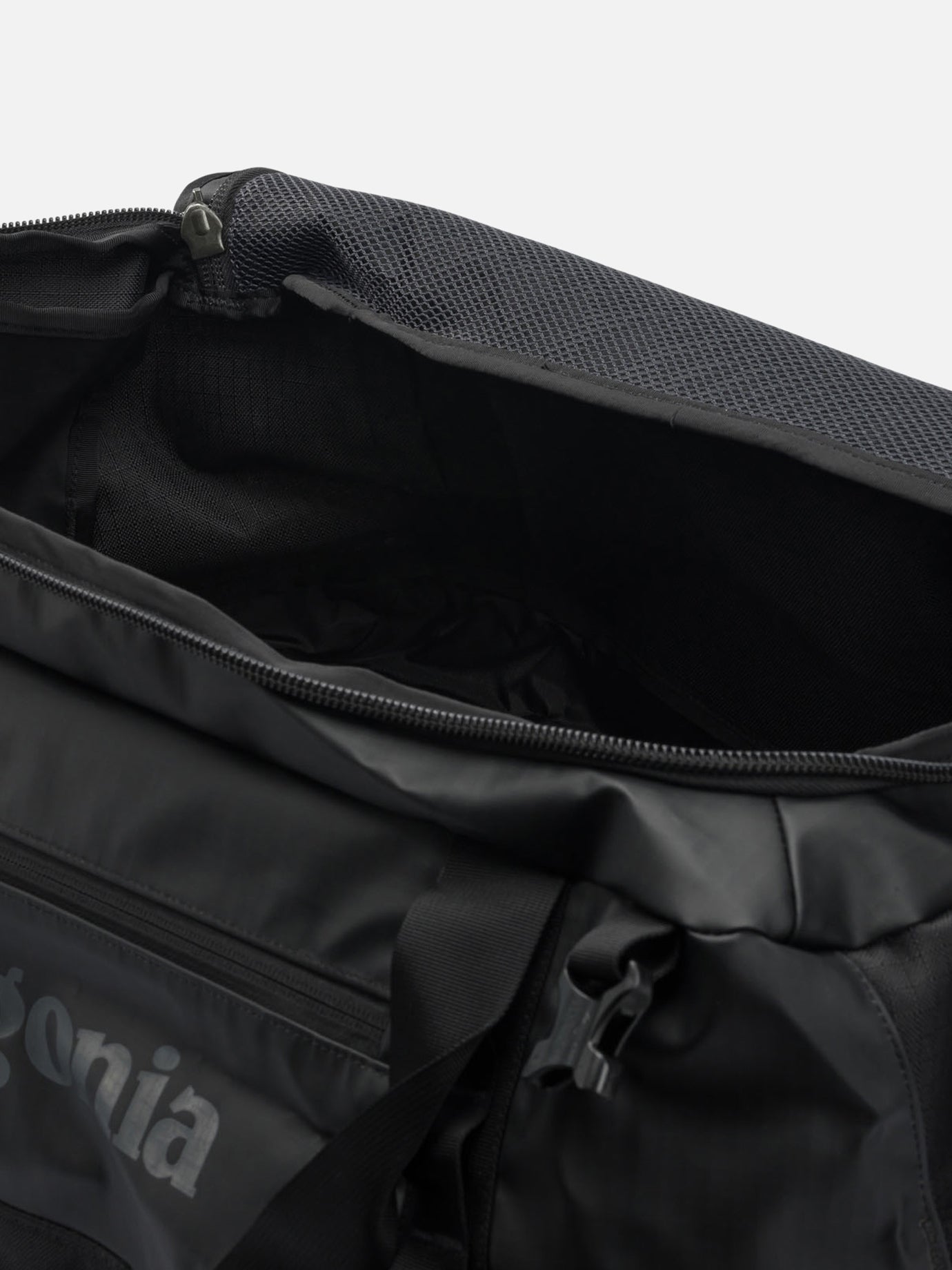 Travel bags 100% recycled polyester  Black - Patagonia Men | PDP | VIETTI Online Store | Zoom-Modal_5
