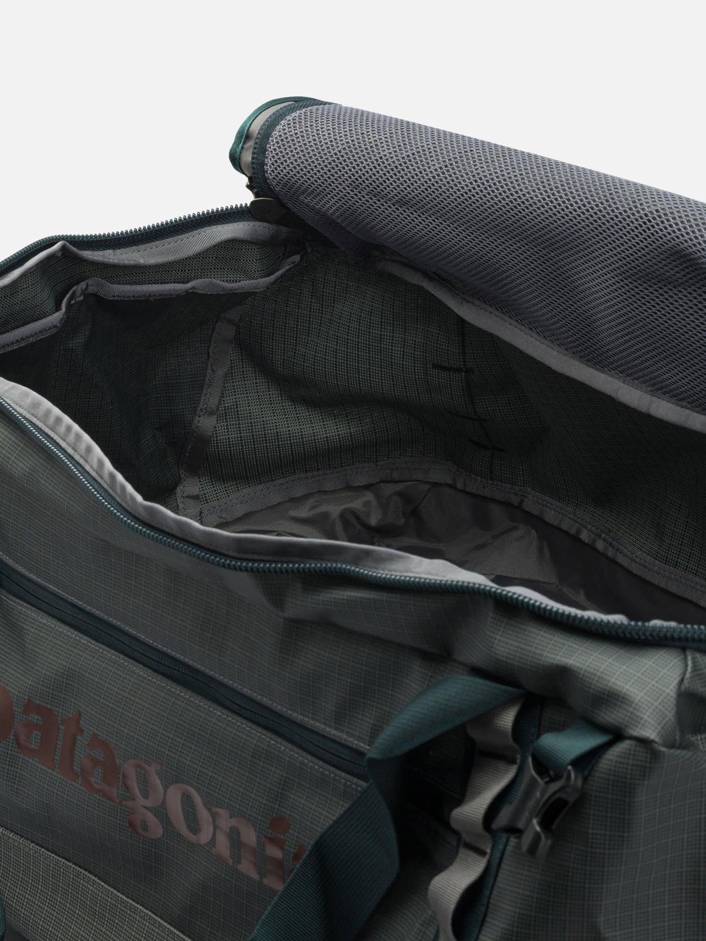 Travel bags 100% recycled polyester  Grey - Patagonia Men | PDP | VIETTI Online Store | thumbnail_5